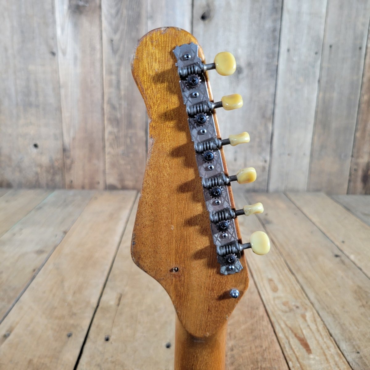 Teisco 1960s Kingston Kawai Single Pickup Electric Guitar w/ Period Case - Mahar's Vintage Guitars