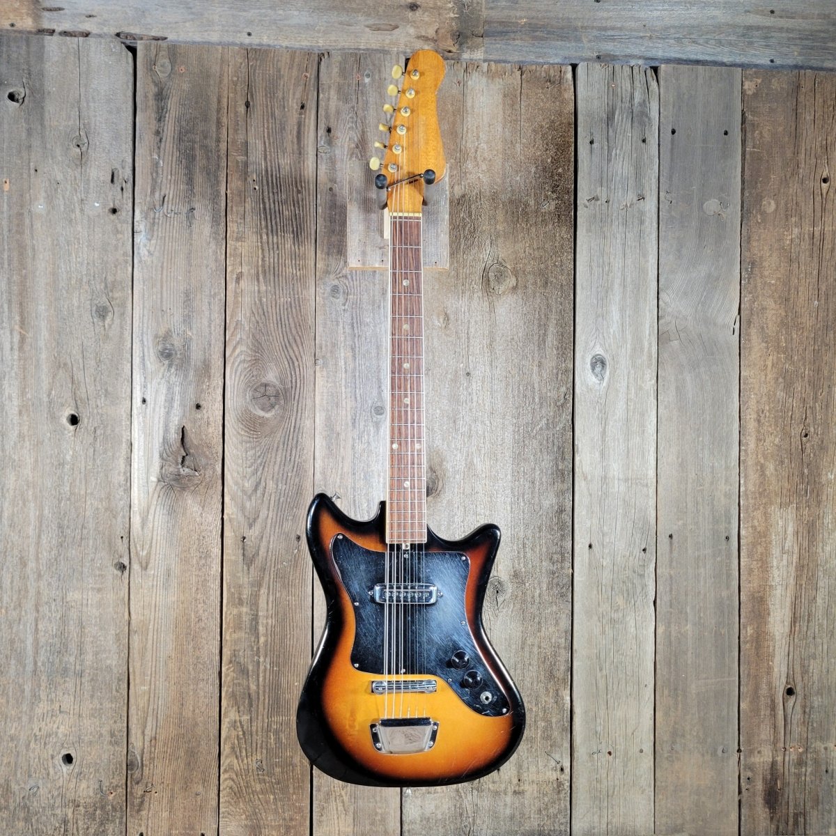 Teisco 1960s Kingston Kawai Single Pickup Electric Guitar w/ Period Case - Mahar's Vintage Guitars