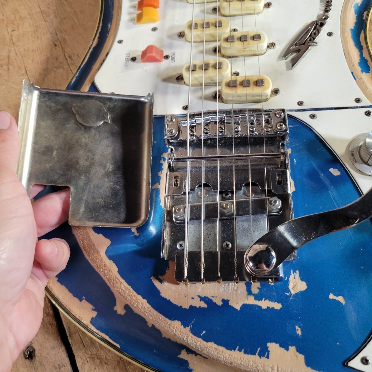 Teisco 1960s Spectrum 5 Metallic Blue Stereo/Mono Z-Coil Good - Mahar's Vintage Guitars