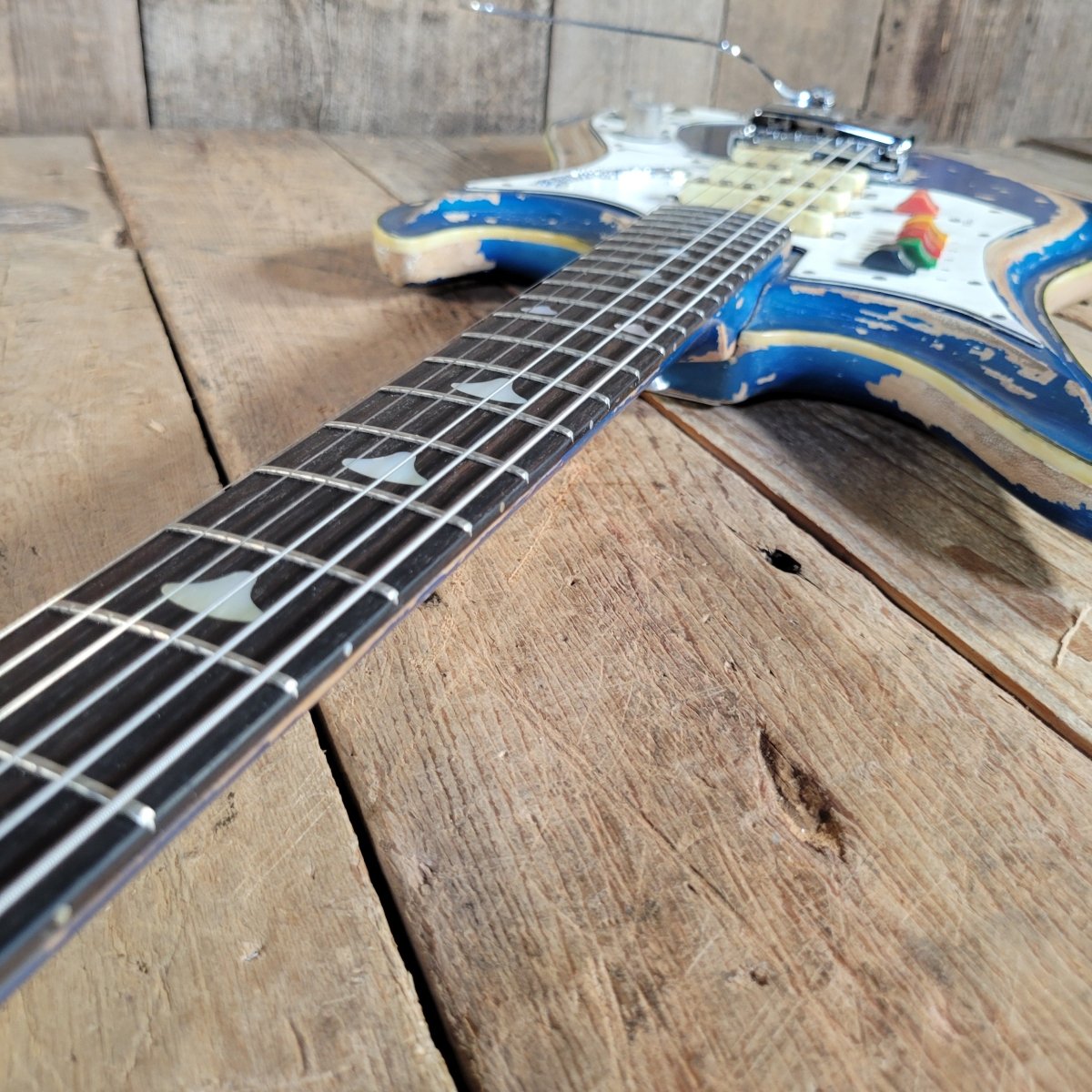 Teisco 1960s Spectrum 5 Metallic Blue Stereo/Mono Z-Coil Good - Mahar's Vintage Guitars