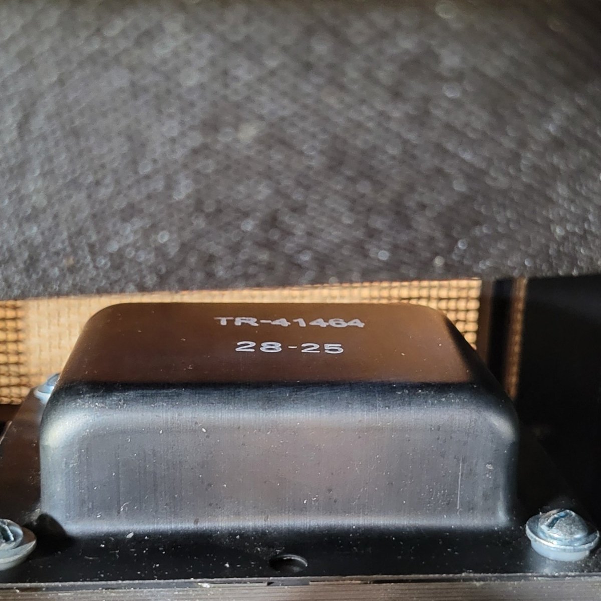 Two Rock 2025 Classic Reverb Head Wine Taurus Tolex Cane Grille New - Mahar's Vintage Guitars