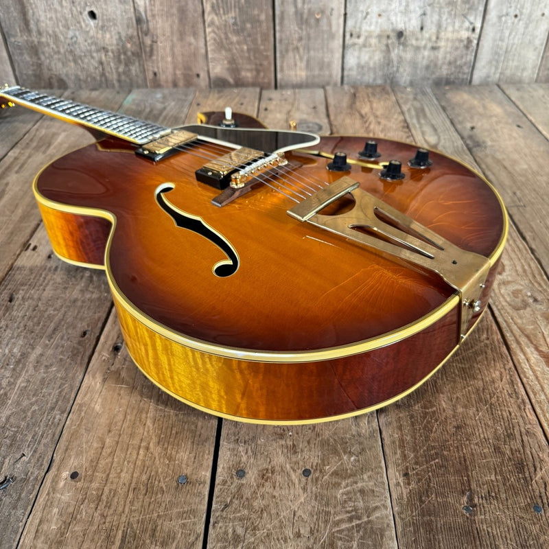Vintage 1969 Gibson Super 400CES – Sunburst Archtop Electric Guitar, Carved Spruce Top, Original Humbuckers - Mahar's Vintage Guitars