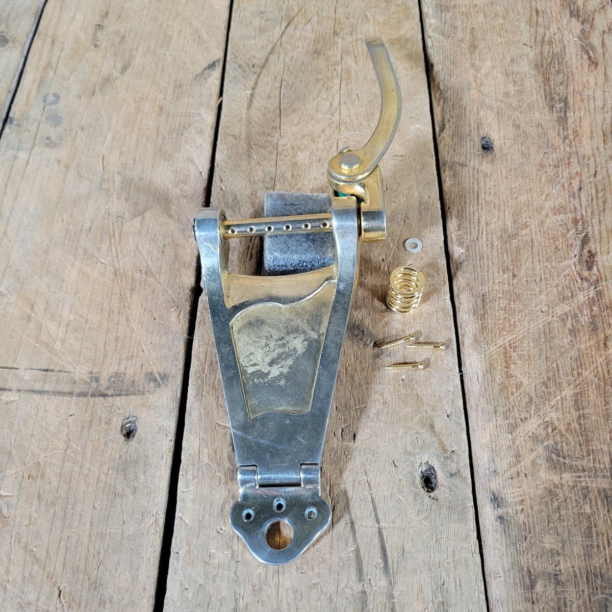 Vintage Bigsby - Style Gold Tremolo Tailpiece 1960s–70s Lawsuit Era Ibanez Kawai - Mahar's Vintage Guitars