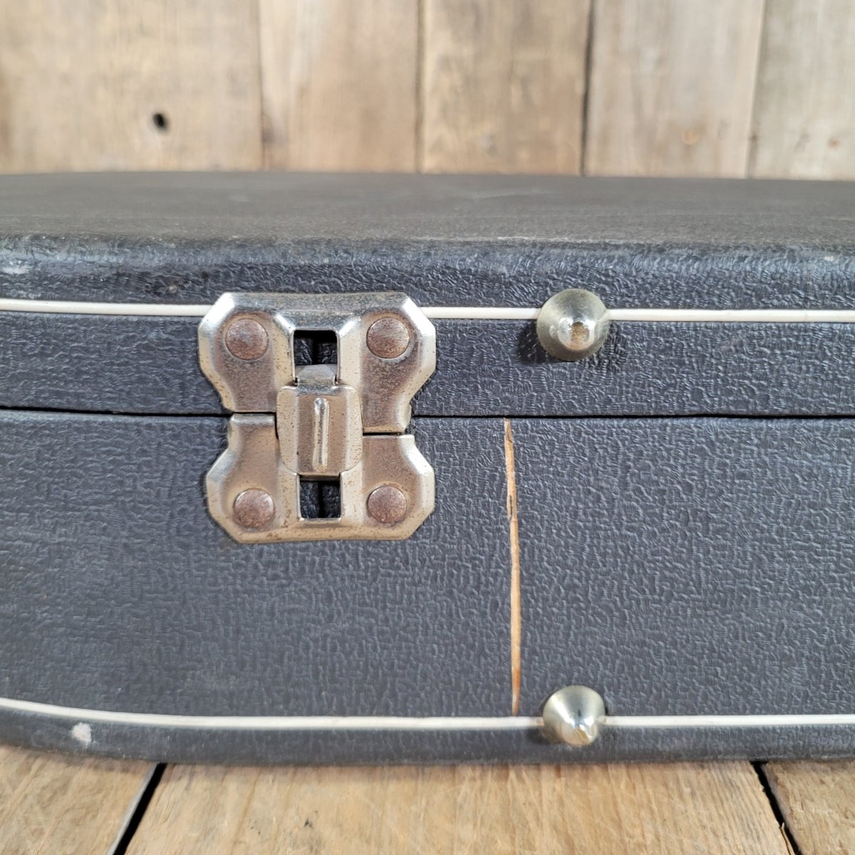 Vox 1960s Hard Shell Case - Mahar's Vintage Guitars