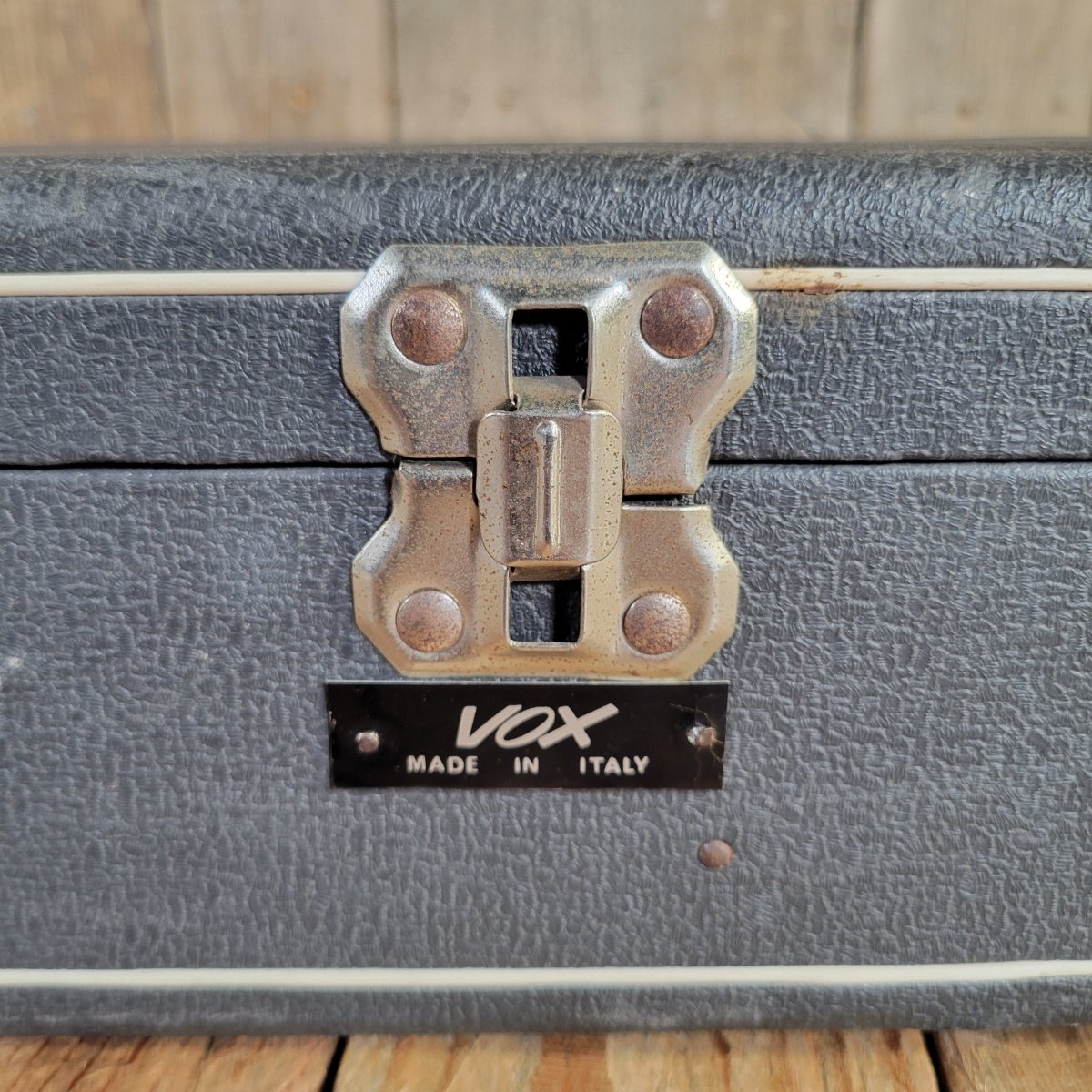 Vox 1960s Hard Shell Case - Mahar's Vintage Guitars