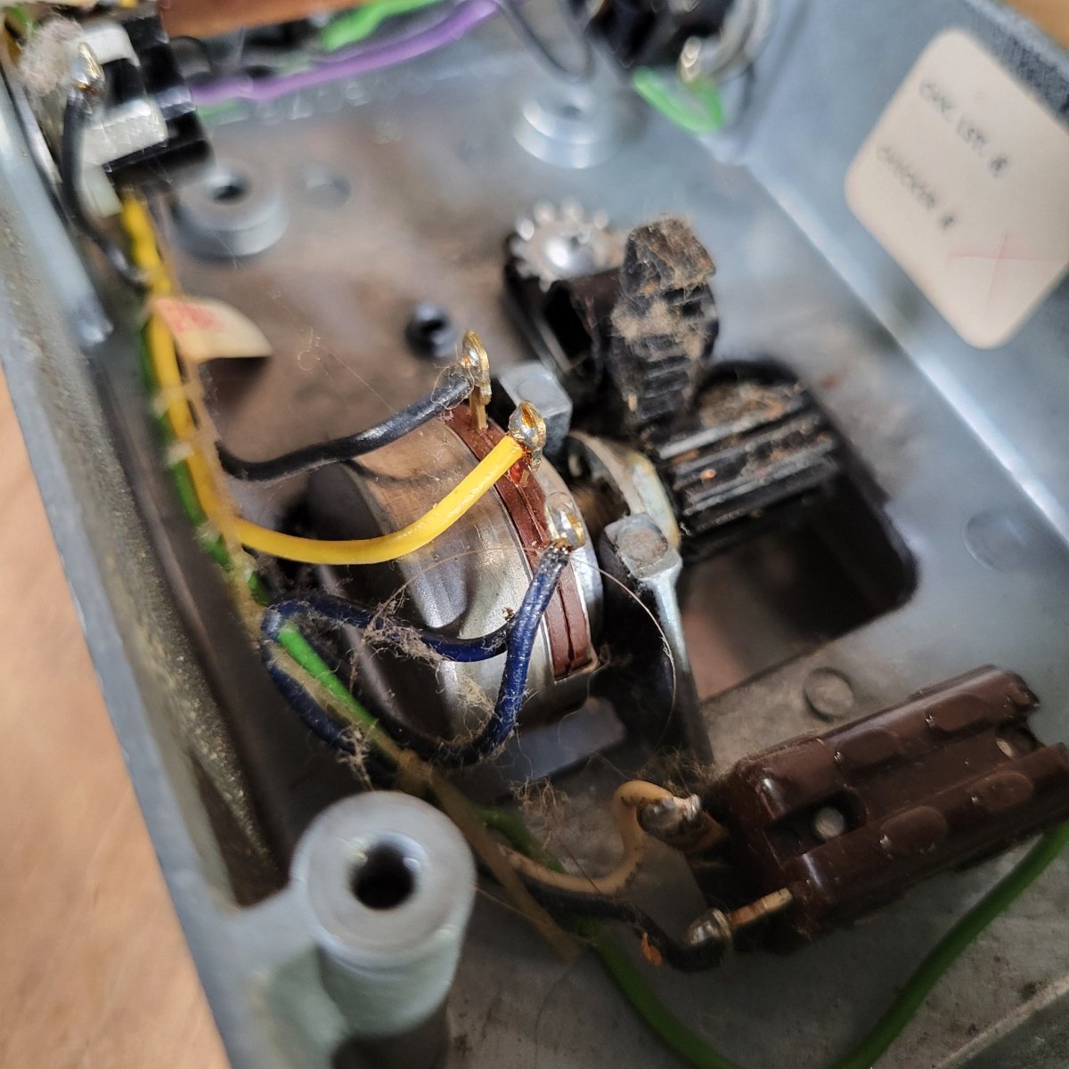 Vox Wah - Wah V - 846 Thomas Organ USA Made Vintage 1970s - Mahar's Vintage Guitars