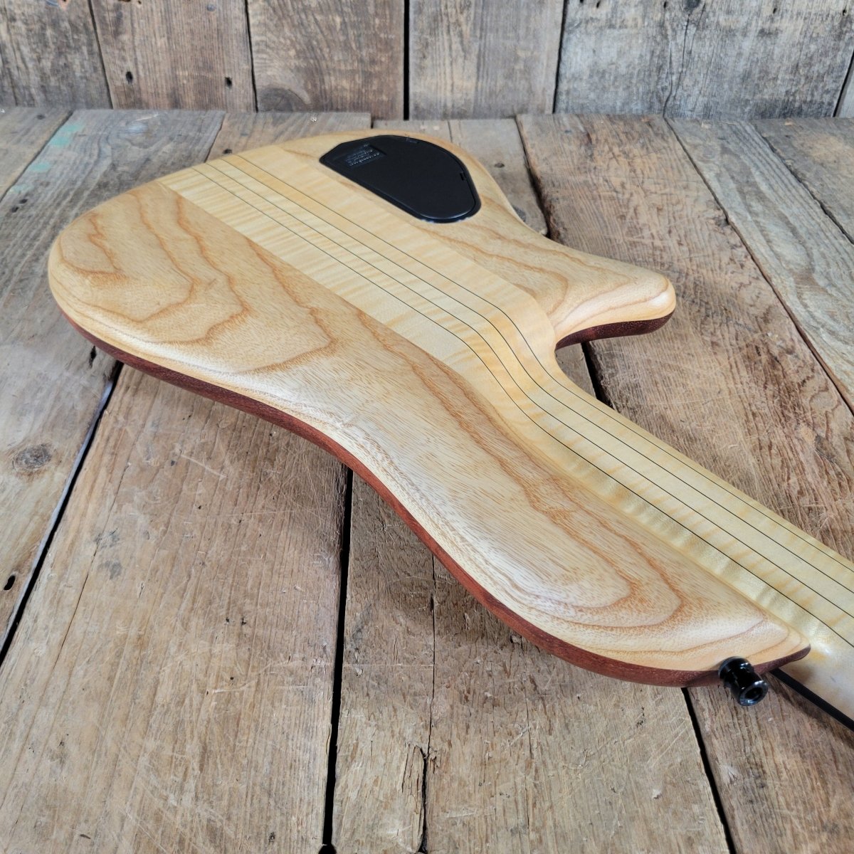 Warwick 2012 Thumb Bass SC Broadneck Germany w/ Orig Case Near Mint - Mahar's Vintage Guitars