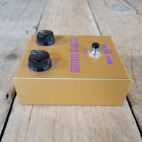 Way Huge SQ1 Saffron Squeeze Compressor 1990s - Mahar's Vintage Guitars