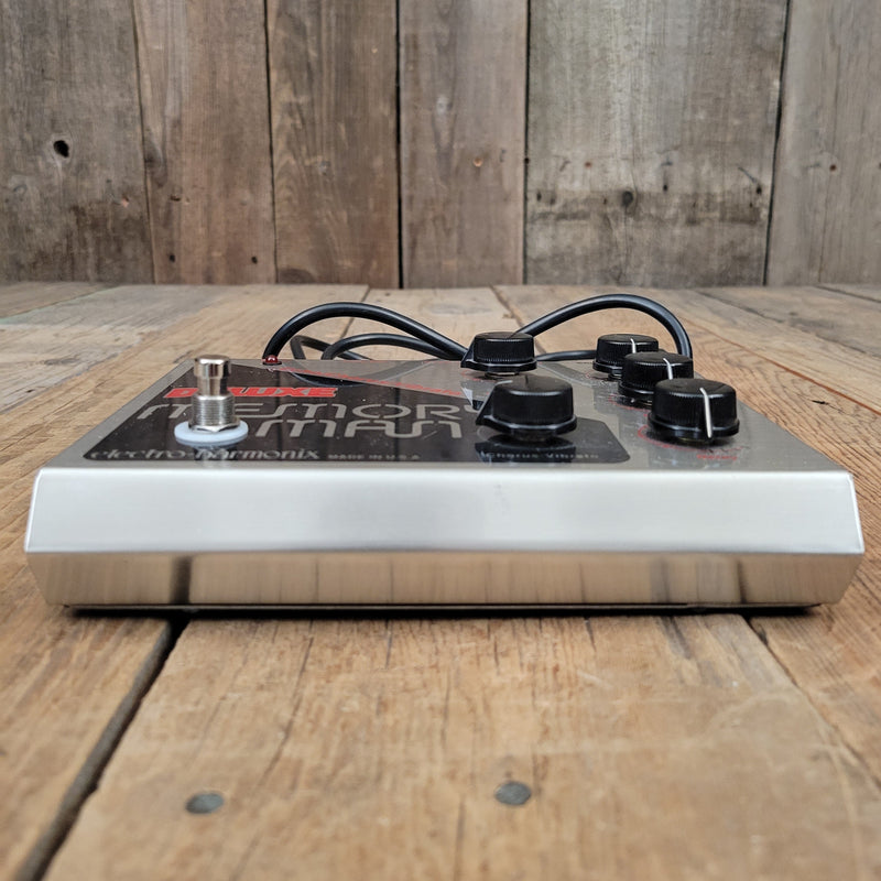 SOLD - Electro Harmonix 2000s Deluxe Memory Man Analogman Mod Large Box