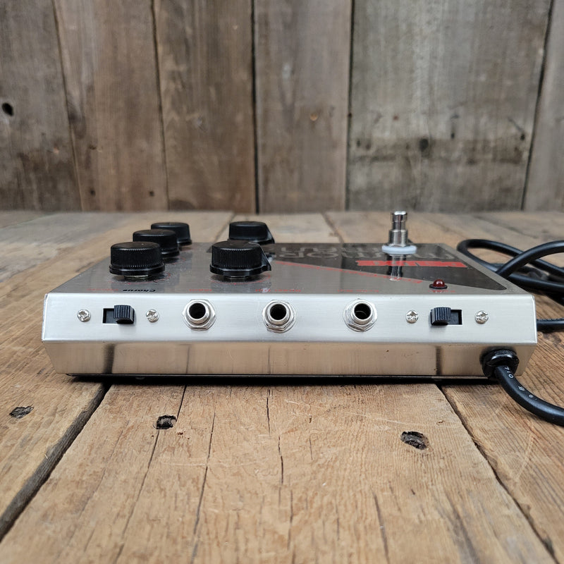 SOLD - Electro Harmonix 2000s Deluxe Memory Man Analogman Mod Large Box