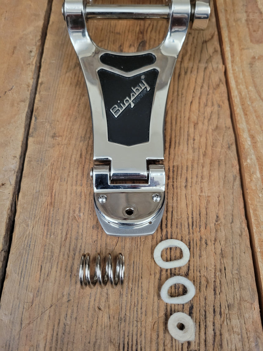 SOLD - Vibramate Bigsby Adaptor Kit With Bigsby Vibrato B700 For Les Paul