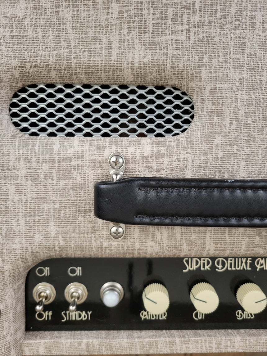 SOLD - Top Hat Super Deluxe MK2 Hand Wired Guitar Amplifier