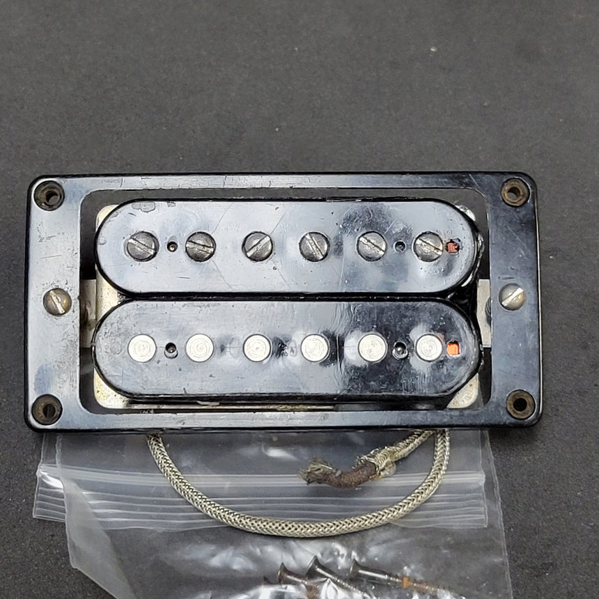 Gibson 1965 1966 Patent Sticker Humbucker Non T Top with ring and screws orange wire