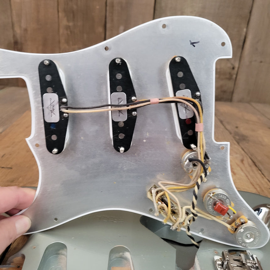 SOLD - Fender 1965 Stratocaster NOS Custom Shop 2003 - Inca Silver