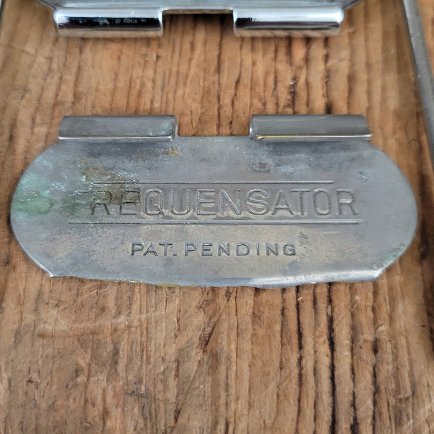 SOLD - Epiphone Frequensator trapeze tailpiece nickel - 1960s