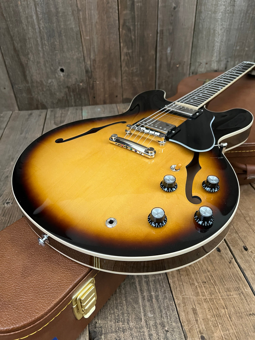 SOLD - Gibson 335 Vintage Sunburst 2021 Mint