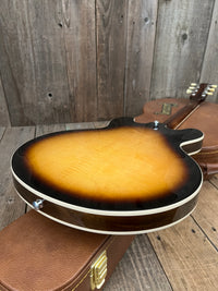 SOLD - Gibson 335 Vintage Sunburst 2021 Mint
