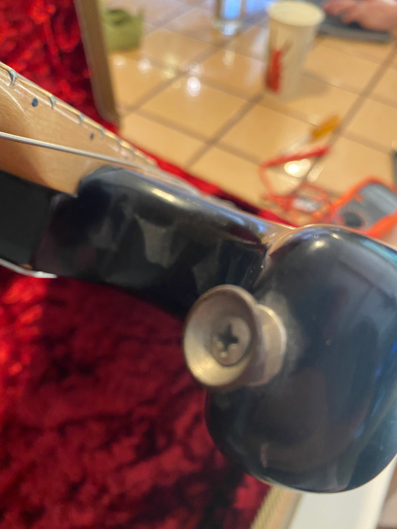 SOLD - Fender Stratocaster 1957 Old body refin