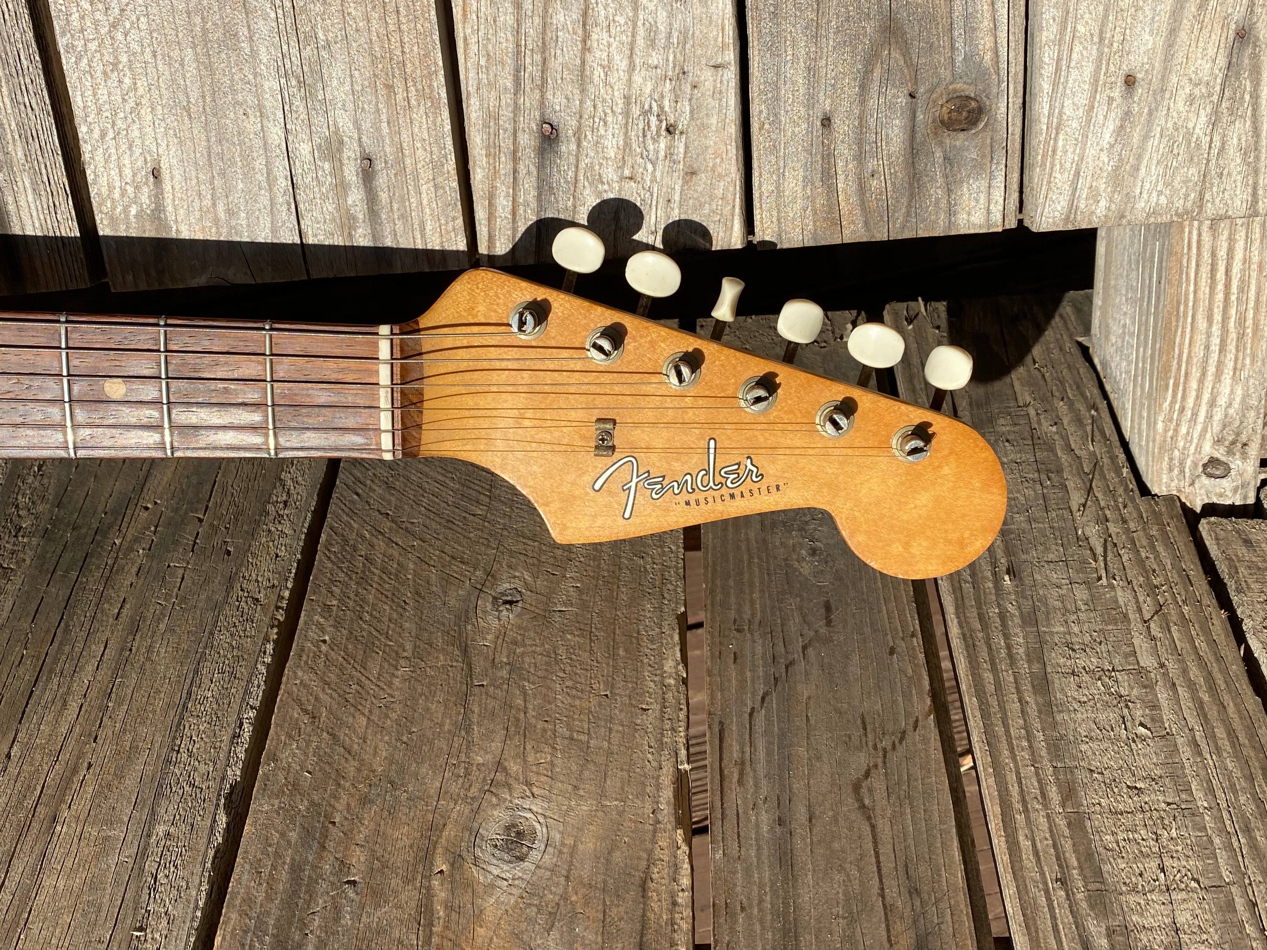 SOLD - Fender Musicmaster 1959 – Mahar's Vintage Guitars