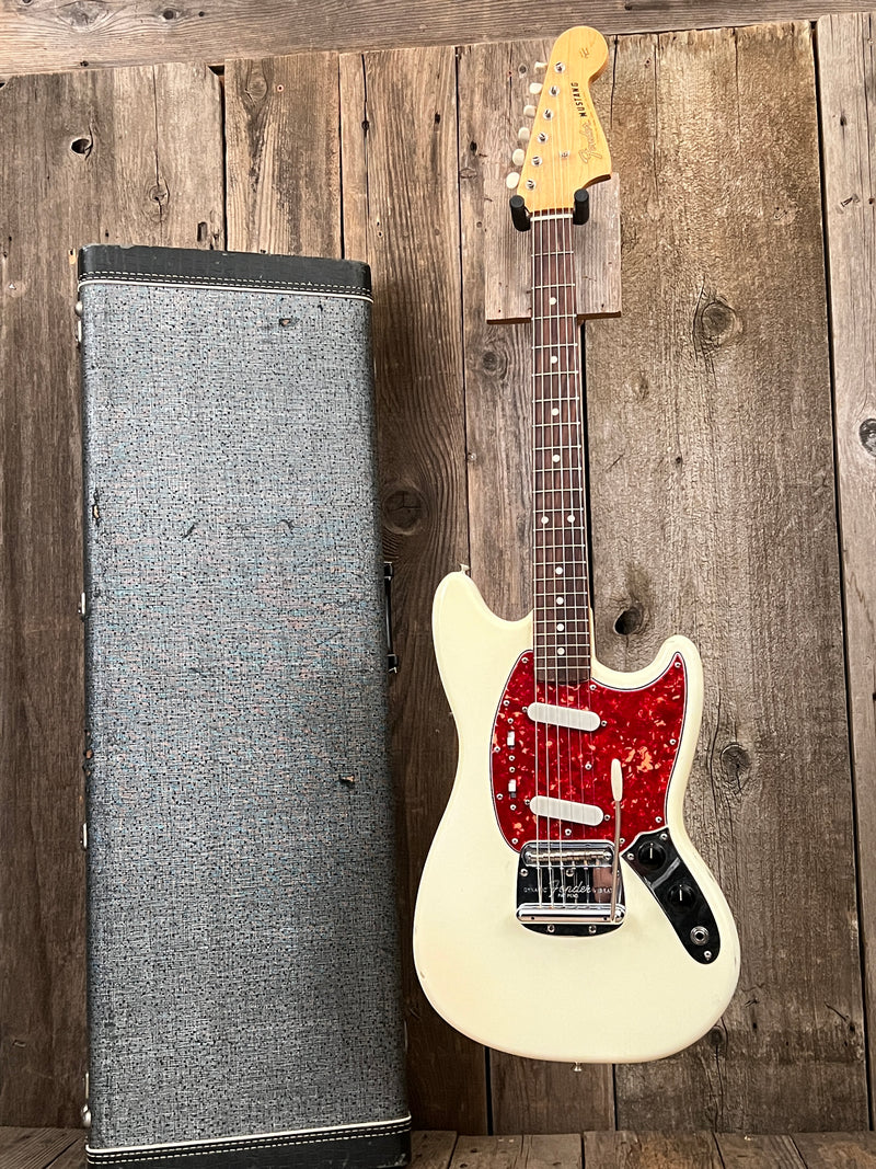 SOLD - Fender Mustang 1965 Olympic White with slab fretboard