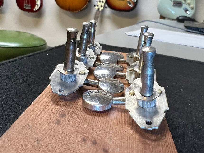 SOLD - Kluson Deluxe Double Line 3+3 Tuners w/metal buttons 1964-1969