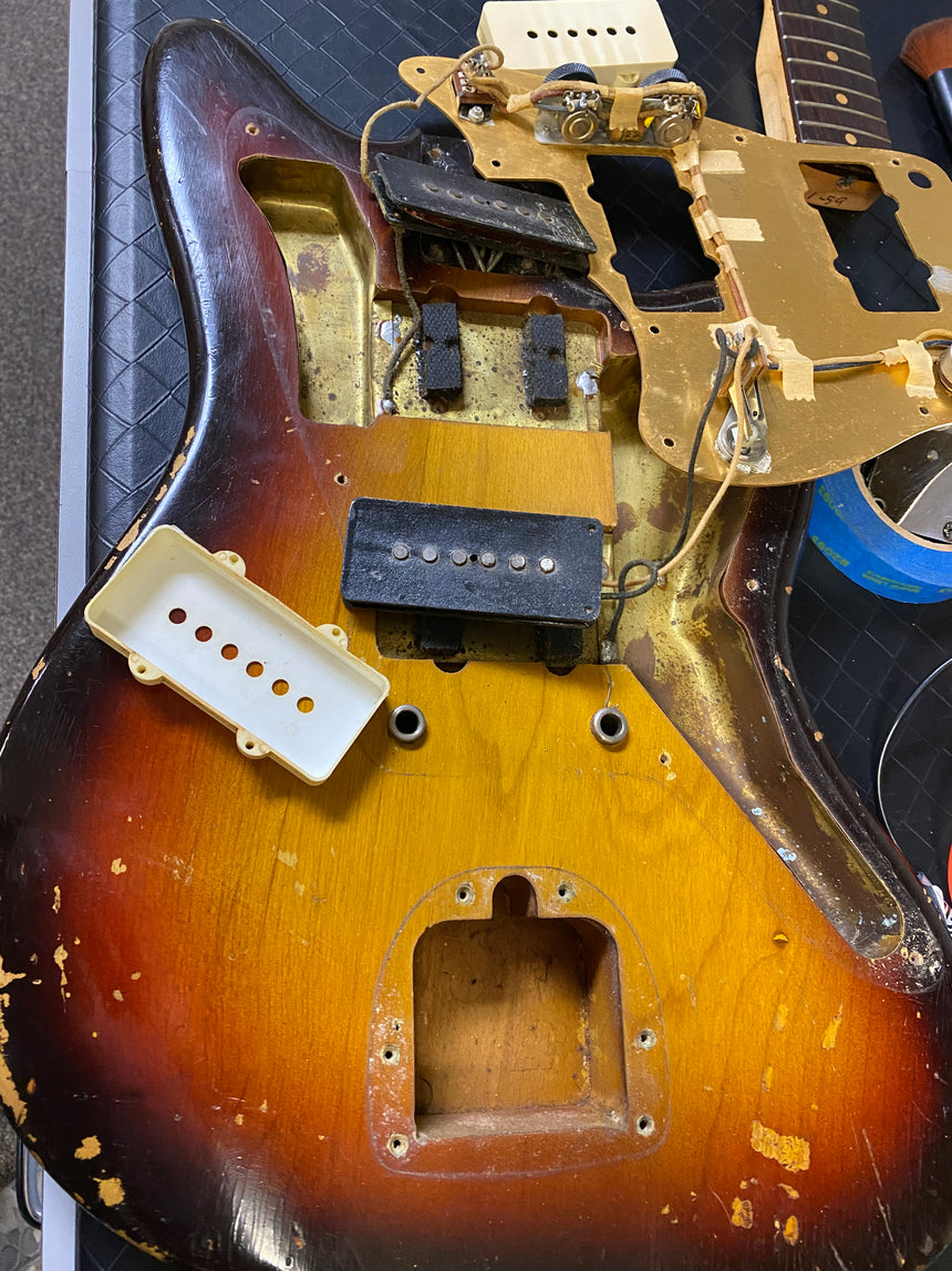 SOLD - Fender Jazzmaster 1959 Gold Pickguard