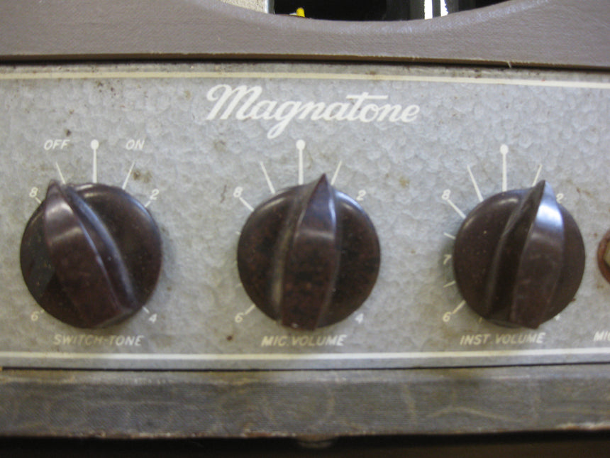 SOLD - Magnatone Melodier M-195-5-J guitar amplifier 1953
