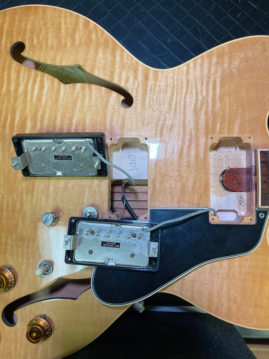 SOLD - Gibson ES-335 Dot Neck Reissue 1997 Blonde