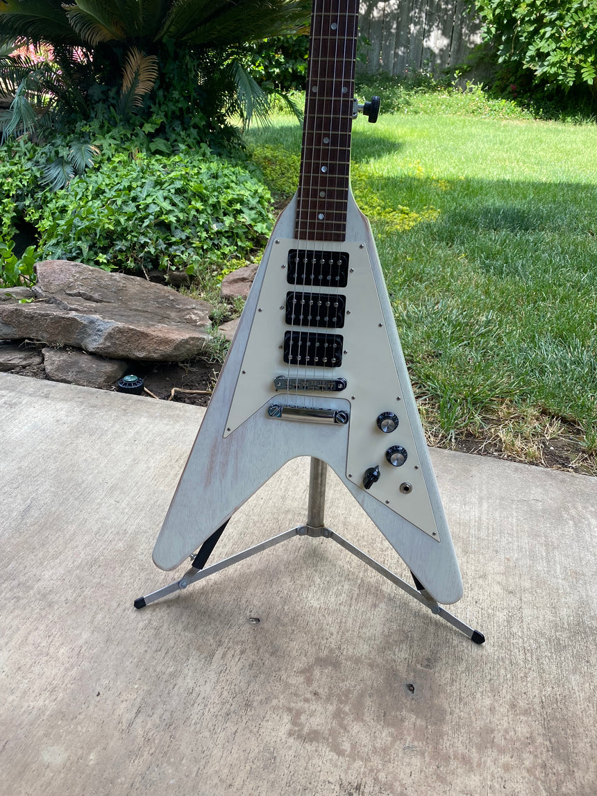 SOLD - Gibson Flying V Faded 3 Pickup 2006 Like New