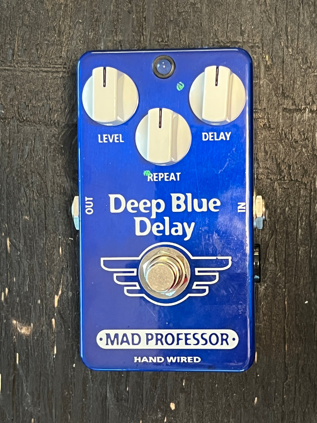 SOLD - Mad Professor Deep Blue Delay Hand Wired – Mahar's Vintage