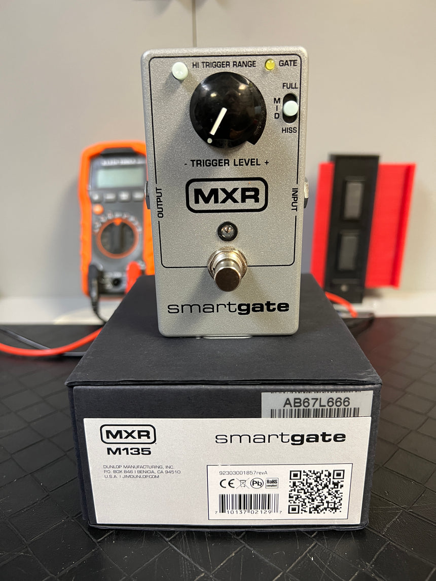 SOLD - MXR Smart Gate M135 noise gate pedal
