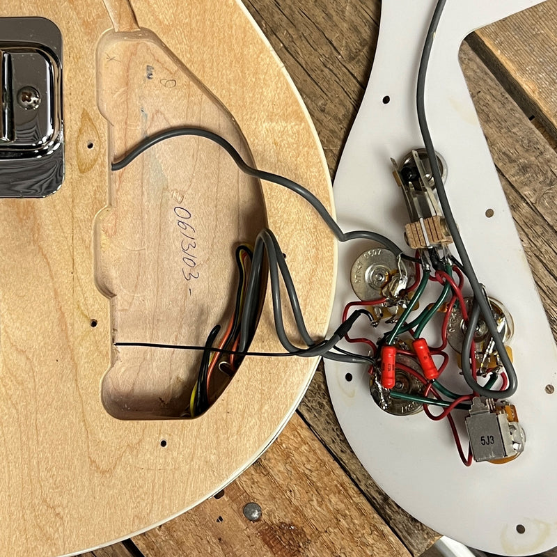 SOLD - Rickenbacker 4003 Bass Mapleglo 2006