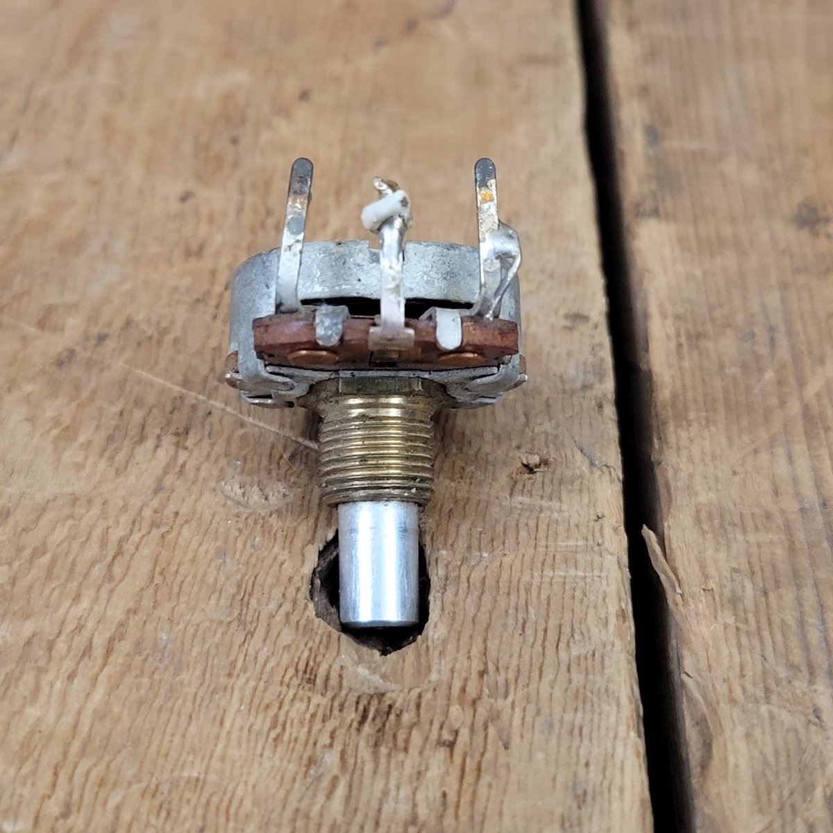 CTS Potentiometer 1957 100K - Mahar's Vintage Guitars
