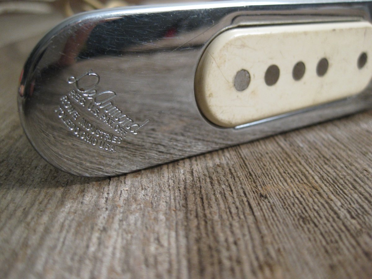 DeArmond RHC - b 210 pickup Flat Top Jimmy Reed - Mahar's Vintage Guitars