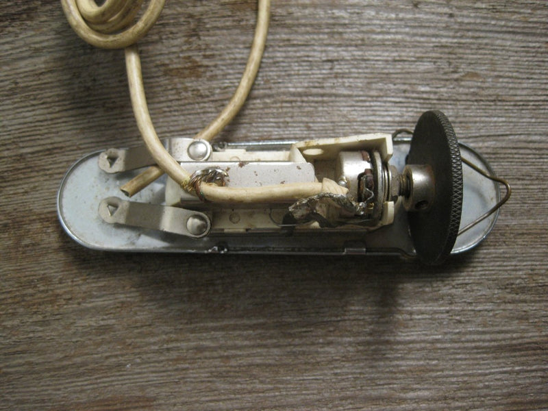 DeArmond RHC - b 210 pickup Flat Top Jimmy Reed - Mahar's Vintage Guitars