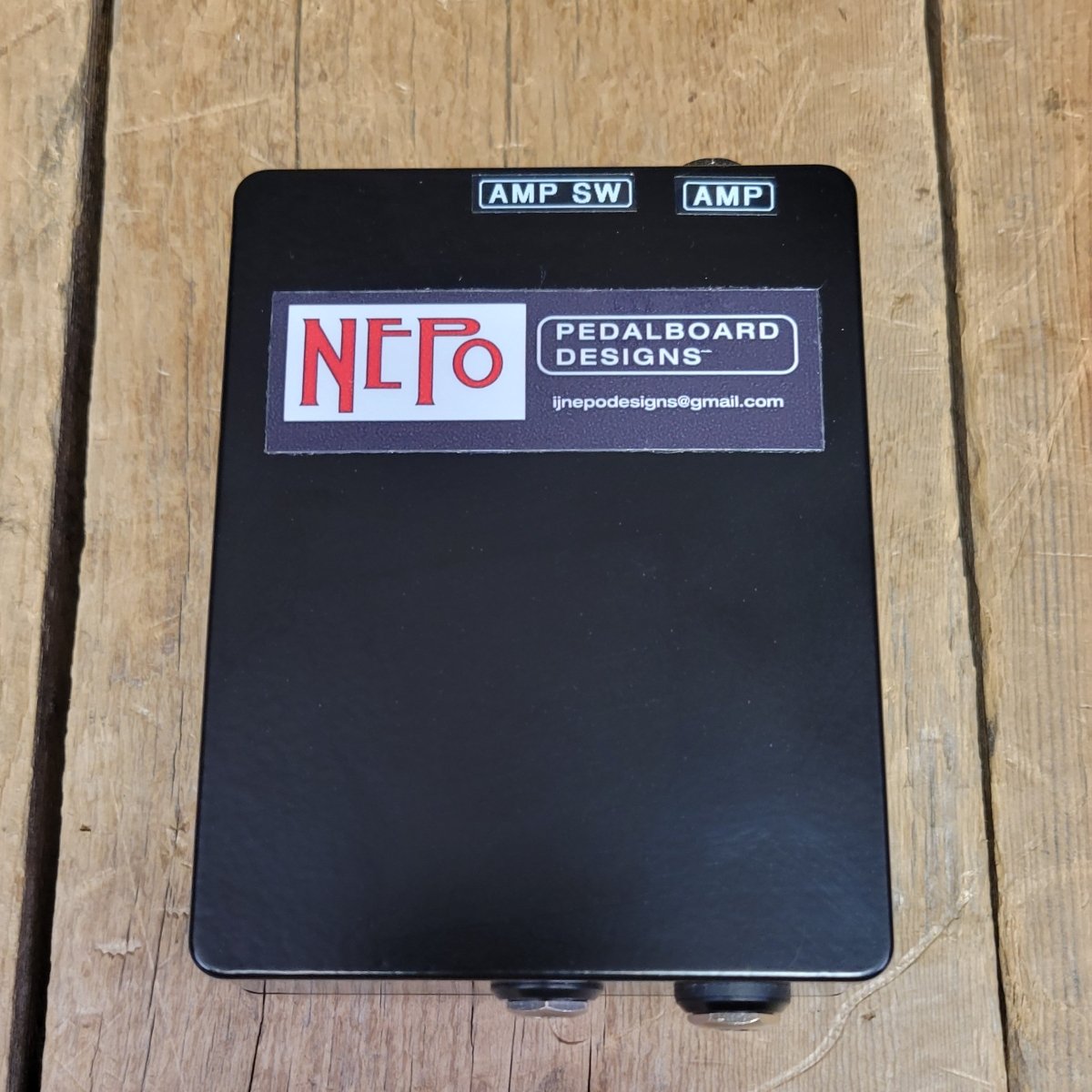 JNepo Amp/pedalboard interface Justin Nepomuceno - Mahar's Vintage Guitars