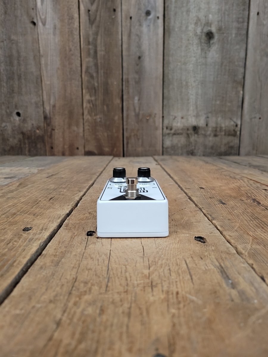 pedal pawn fuzz Pedal Pawn Fuzz Guitar Effects Pedal – Mahar's Vintage Guitars