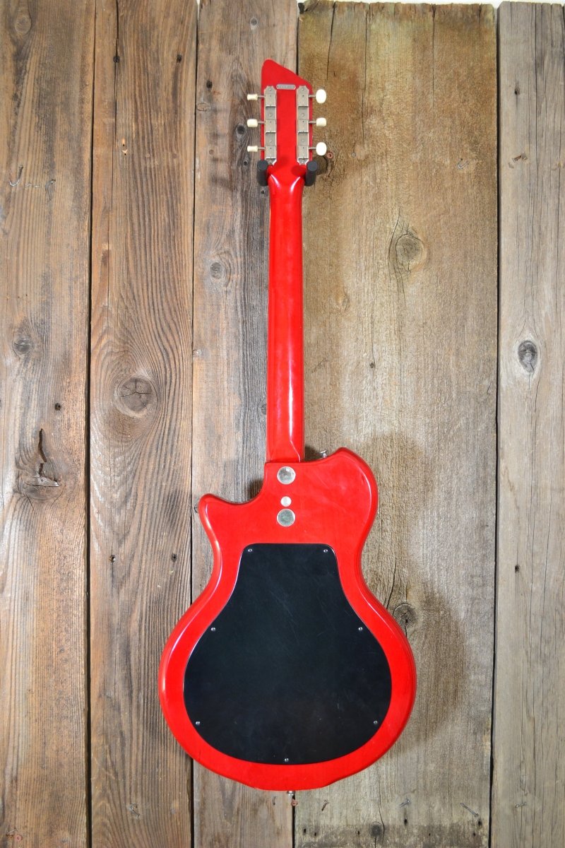 SOLD Airline Valco made Town and Country 1962 - Mahar's Vintage Guitars