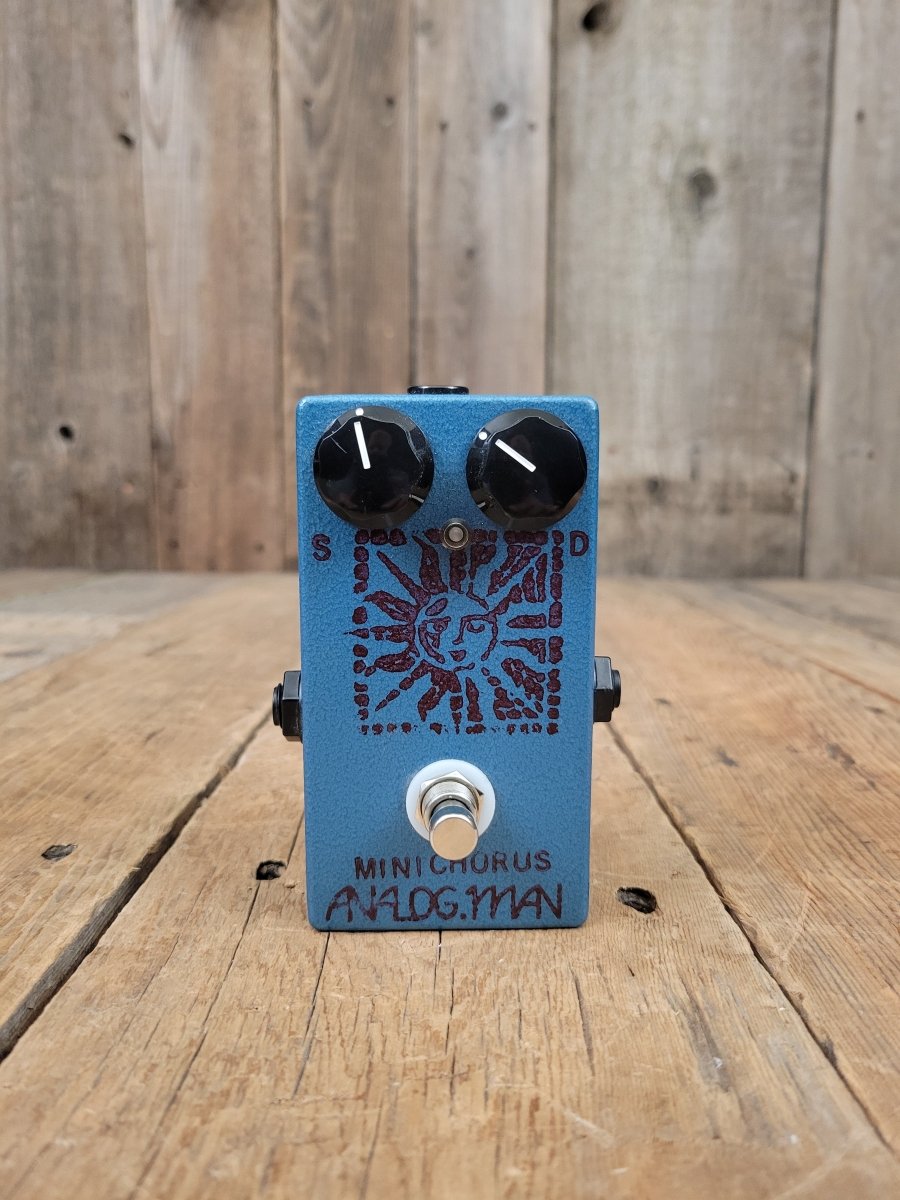 SOLD - Analogman Mini Chorus Guitar Effects Pedal - Mahar's Vintage Guitars