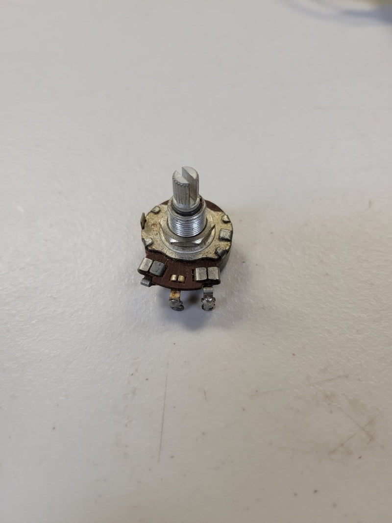 SOLD - Centralab Potentiometer 500k 1962 Split Shaft Gibson SG ES - 335 etc - Mahar's Vintage Guitars