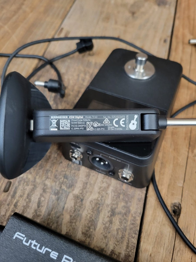 SOLD - Cioks DC7 Power Supply Sennheiser XSW - D Pedalboard Wireless - Mahar's Vintage Guitars