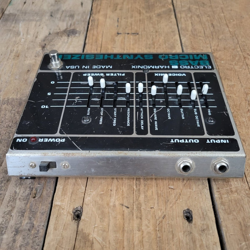 SOLD - Electro Harmonix Bass Micro Synthesizer 24v version 2000 - Mahar's Vintage Guitars