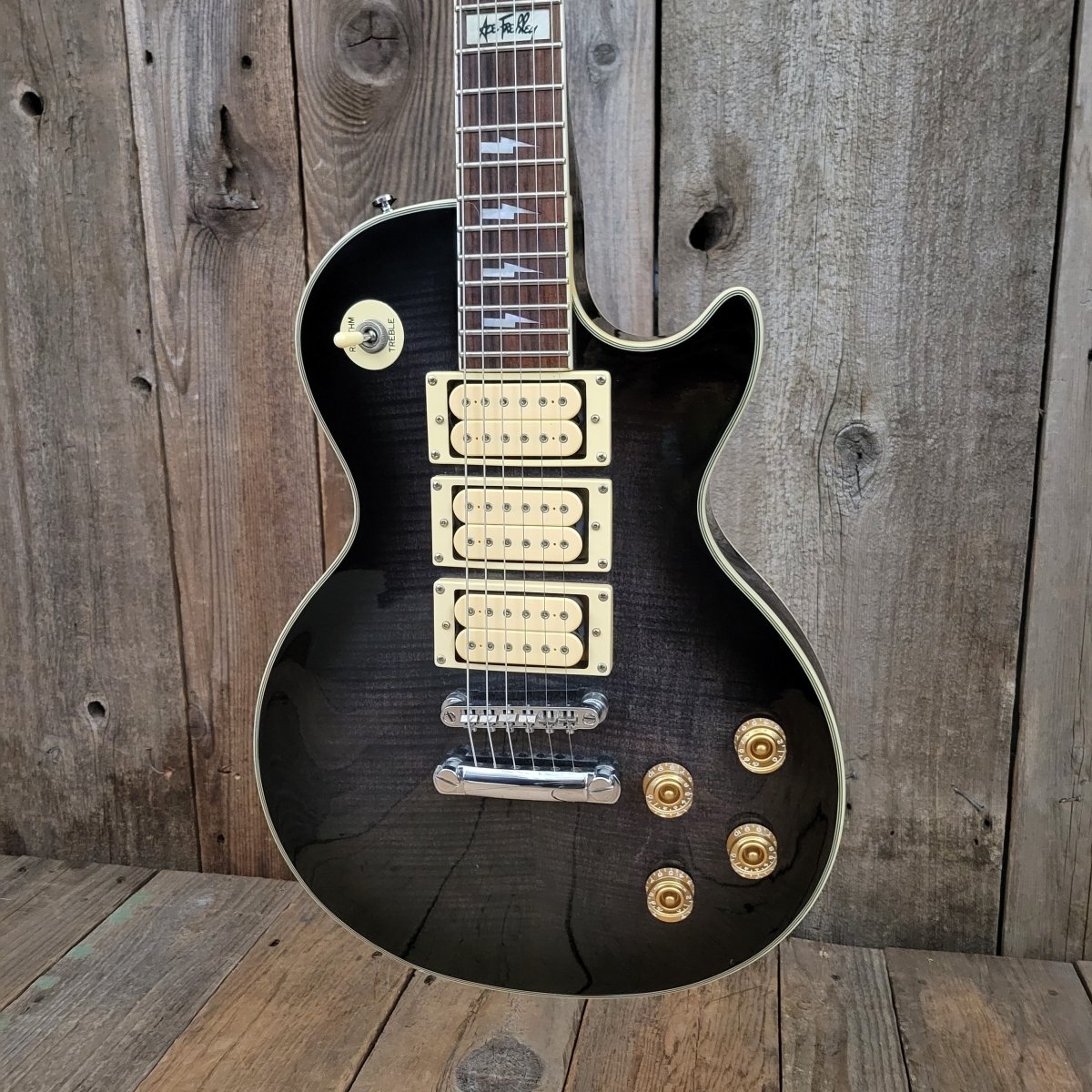 SOLD - Epiphone Ace Frehley Signature Les Paul 2000 - Mahar's Vintage Guitars