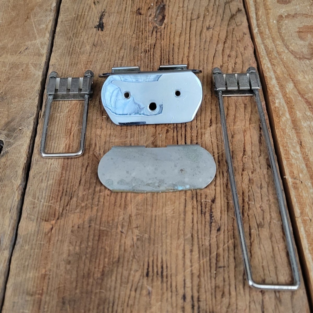 SOLD - Epiphone Frequensator trapeze tailpiece nickel - 1960s - Mahar's Vintage Guitars