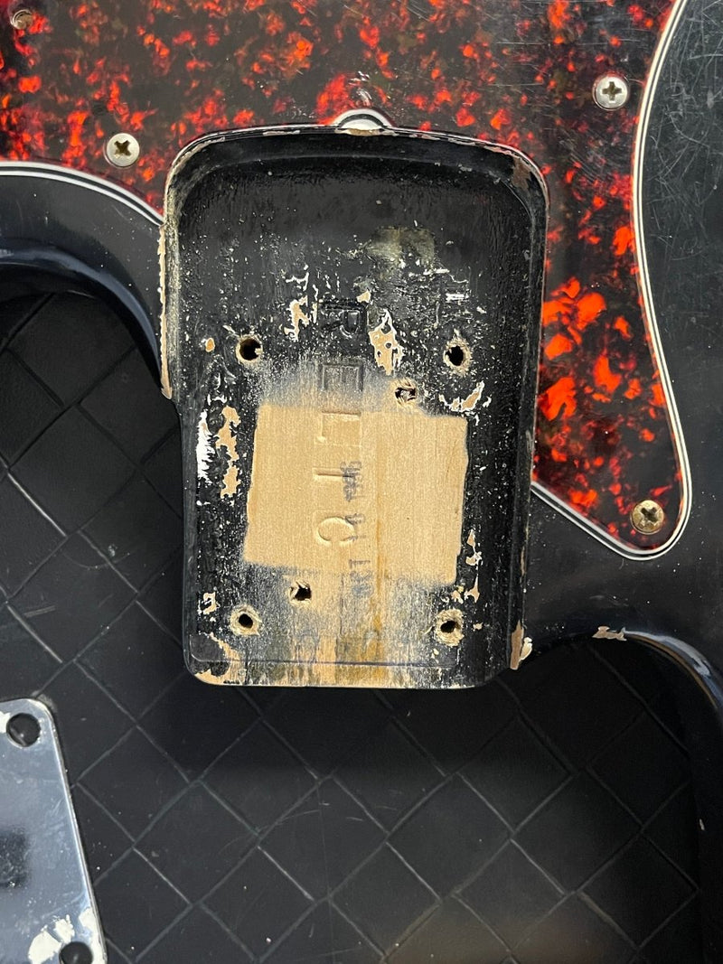 SOLD - Fender 1960 Relic Jazz Bass 1997 Cunetto Cruz era - Mahar's Vintage Guitars