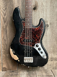 SOLD - Fender 1960 Relic Jazz Bass 1997 Cunetto Cruz era - Mahar's Vintage Guitars