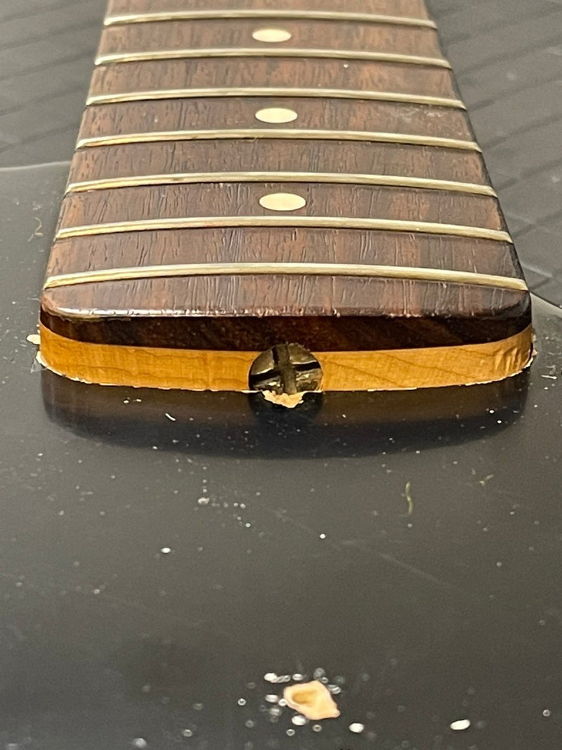 SOLD - Fender 1960 Relic Jazz Bass 1997 Cunetto Cruz era - Mahar's Vintage Guitars
