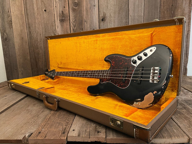 SOLD - Fender 1960 Relic Jazz Bass 1997 Cunetto Cruz era - Mahar's Vintage Guitars