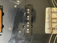 SOLD - Fender 1960 Relic Jazz Bass 1997 Cunetto Cruz era - Mahar's Vintage Guitars