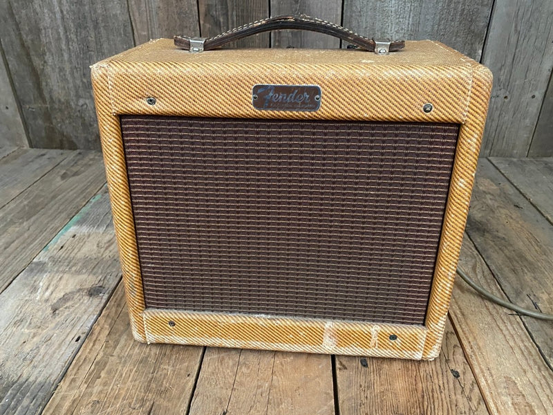 SOLD - Fender Champ 5F1 Tweed 1958 - Mahar's Vintage Guitars